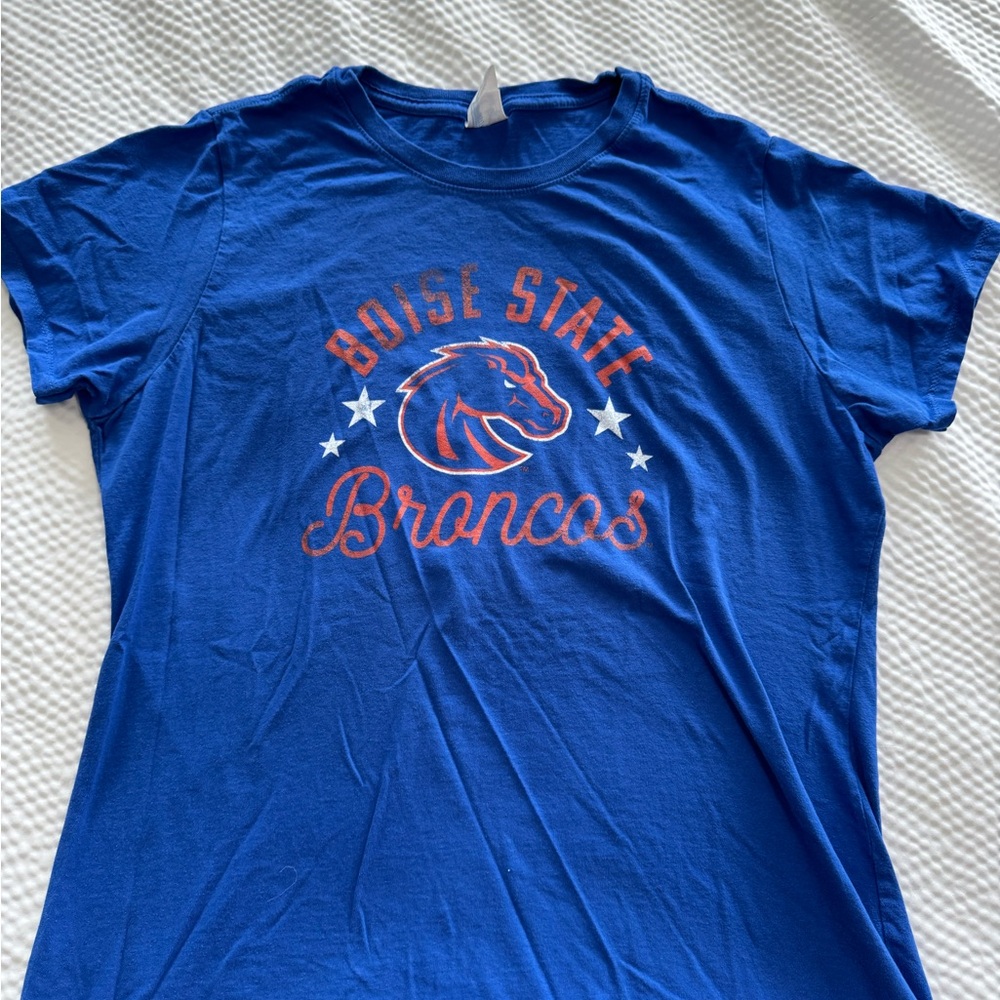 EUC Women’s Boise State Broncos Blue T-Shirt. Large